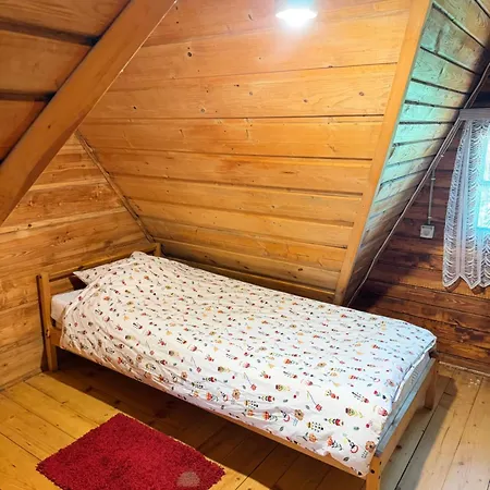 Lesny Zakatek * Nowy Wisnicz